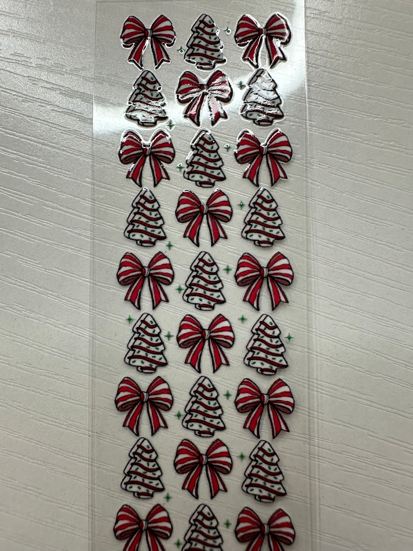 P3 Snack Tree & Bows Pen Decal