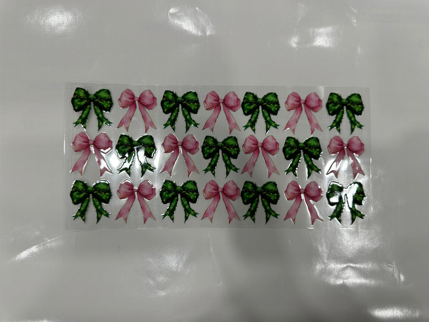 #280 - green and pink bows