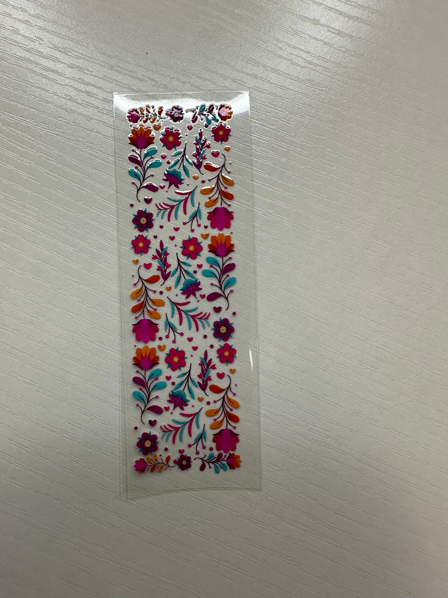 P5 Bright Flowers Pen Decal